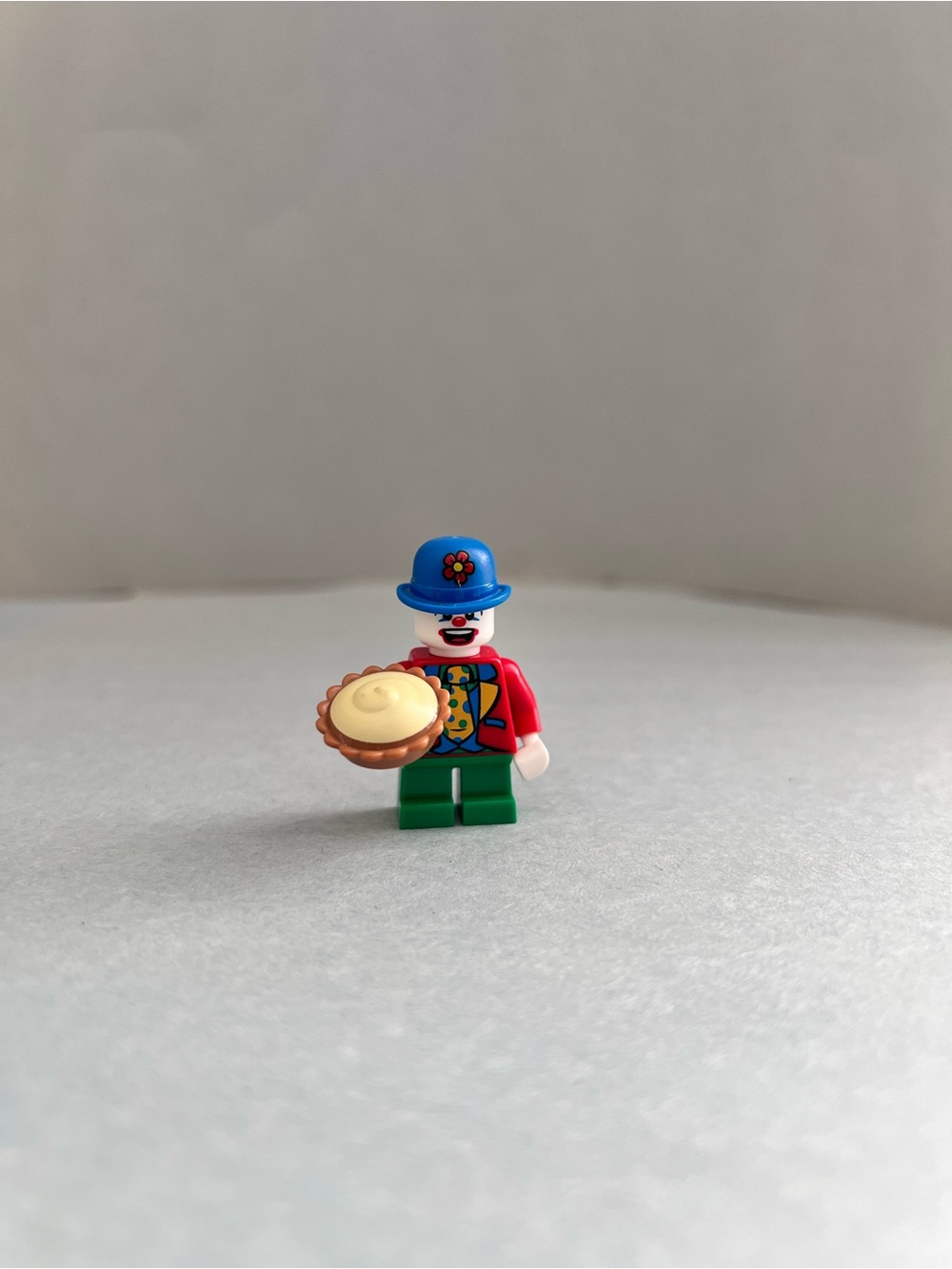 LEGO Minifigure Series Small Clown Minifigure